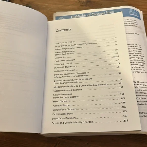 DSM-IV-TR Manual with DSM 5 Updates Printed Out - Picture 2 of 4